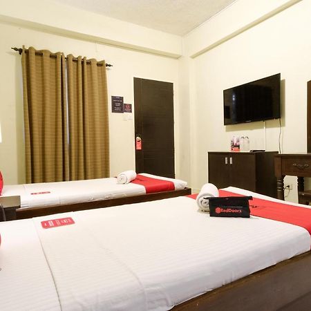 Reddoorz Plus Near Mendoza Park Puerto Princesa Exterior photo