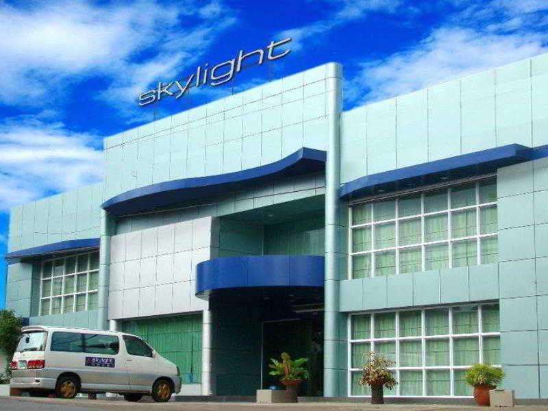 Reddoorz Plus Near Mendoza Park Puerto Princesa Exterior photo