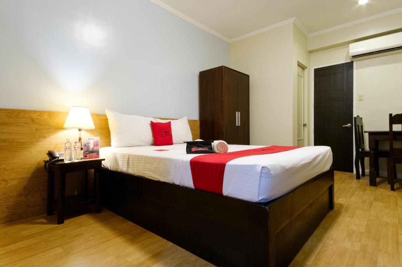 Reddoorz Plus Near Mendoza Park Puerto Princesa Exterior photo