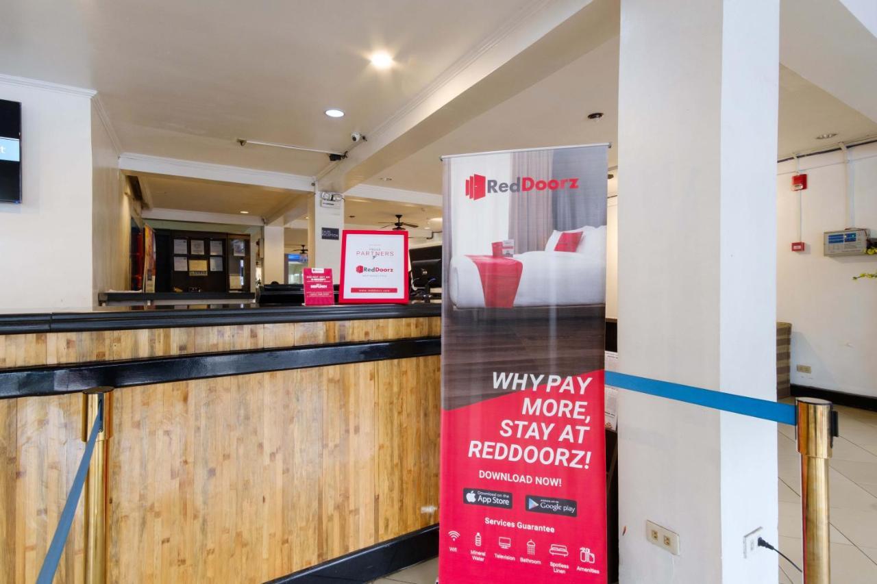 Reddoorz Plus Near Mendoza Park Puerto Princesa Exterior photo