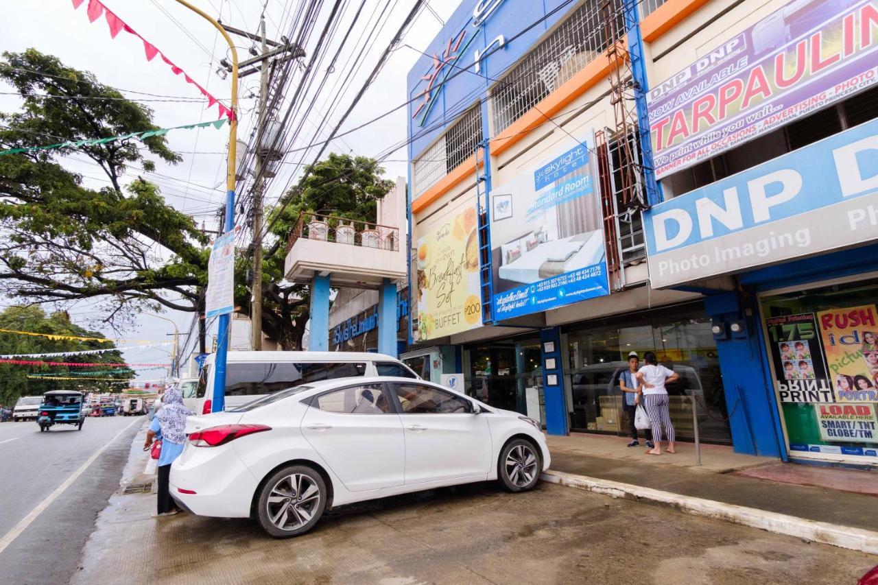 Reddoorz Plus Near Mendoza Park Puerto Princesa Exterior photo