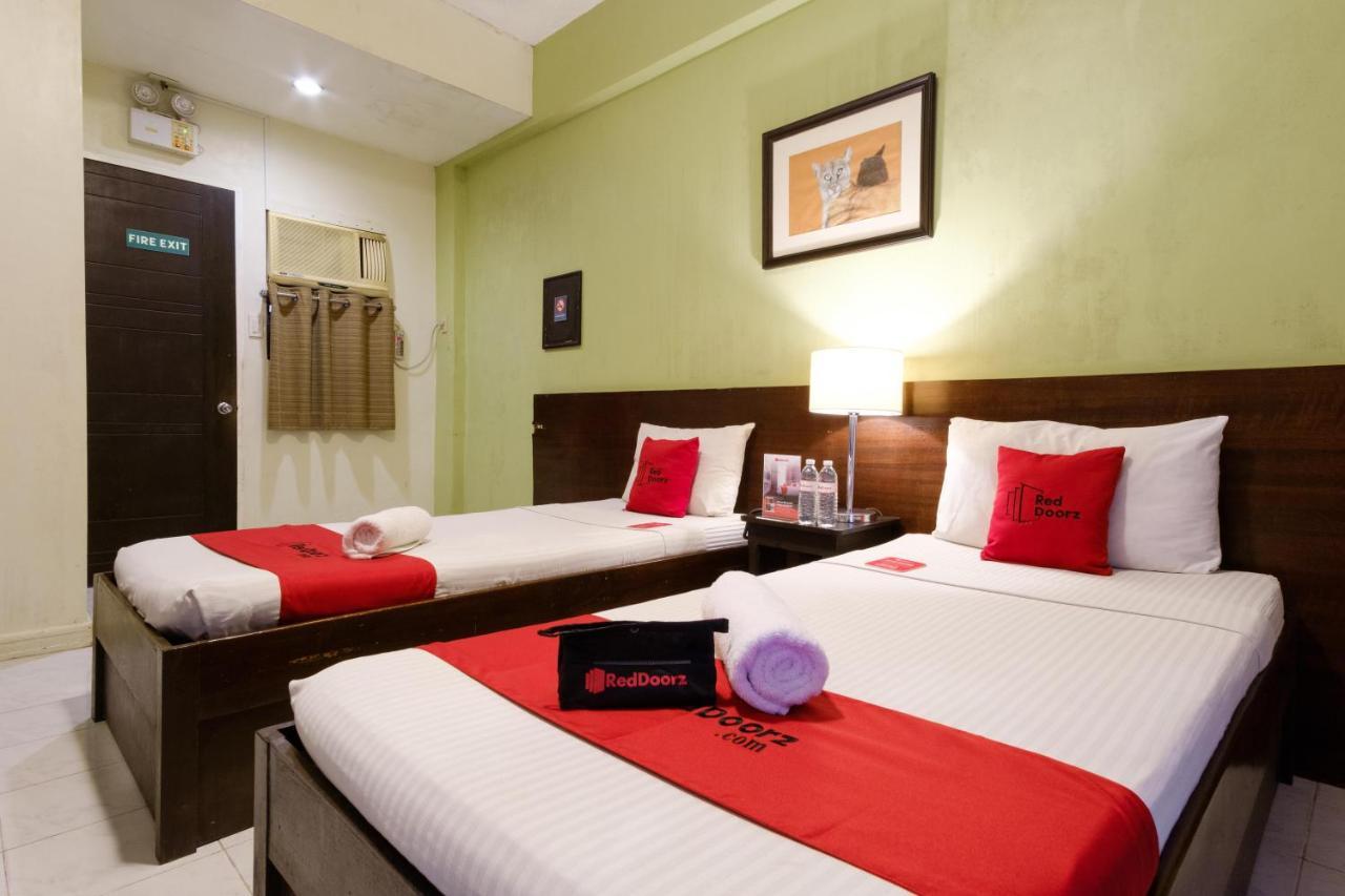 Reddoorz Plus Near Mendoza Park Puerto Princesa Exterior photo